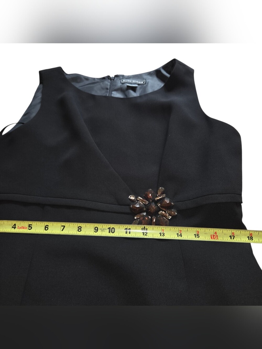 Jessica Howard Black Sleeveless Midi Sheath Dress with Decorative Brooch - Picture 9 of 13